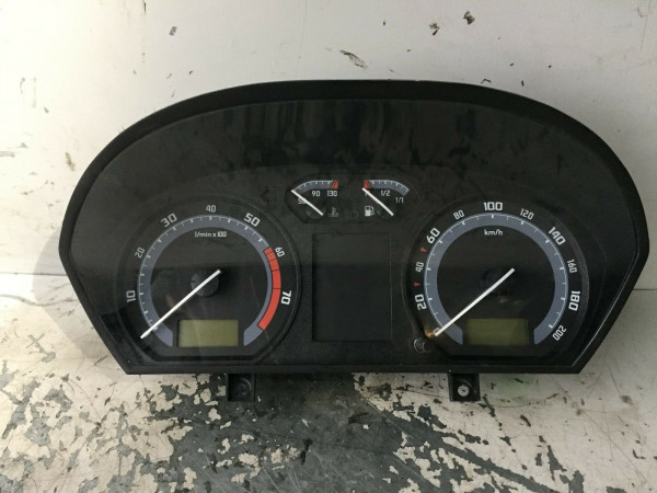 6Y0920881L Tacho Skoda Fabia 6Y 1.4 16V BKY Motor 2005 Bj.